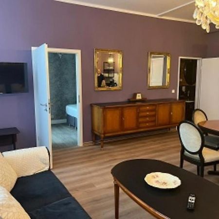 Ferienwohnung Alte Schule 22 Am Saseler Markt 2 Schlafzimmer & Baeder Hochwertig Hamburk Exteriér fotografie